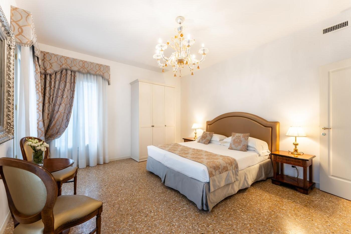 San Teodoro Palace - Luxury Apartments Венеция Экстерьер фото