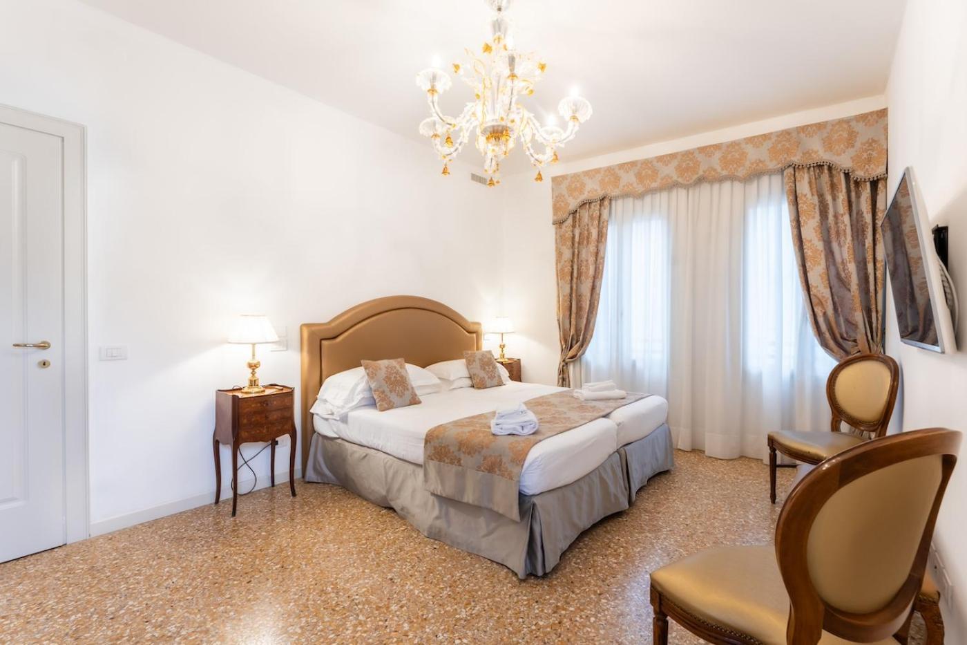 San Teodoro Palace - Luxury Apartments Венеция Экстерьер фото